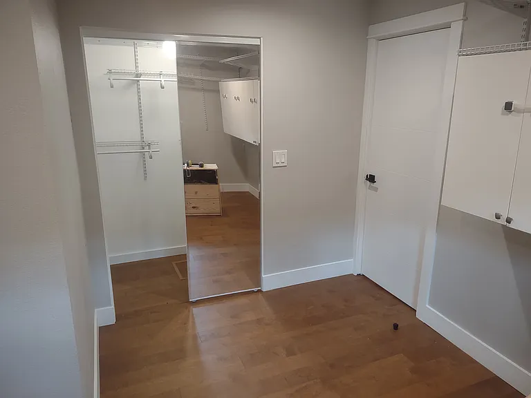 946 Jennings St — Photo 12