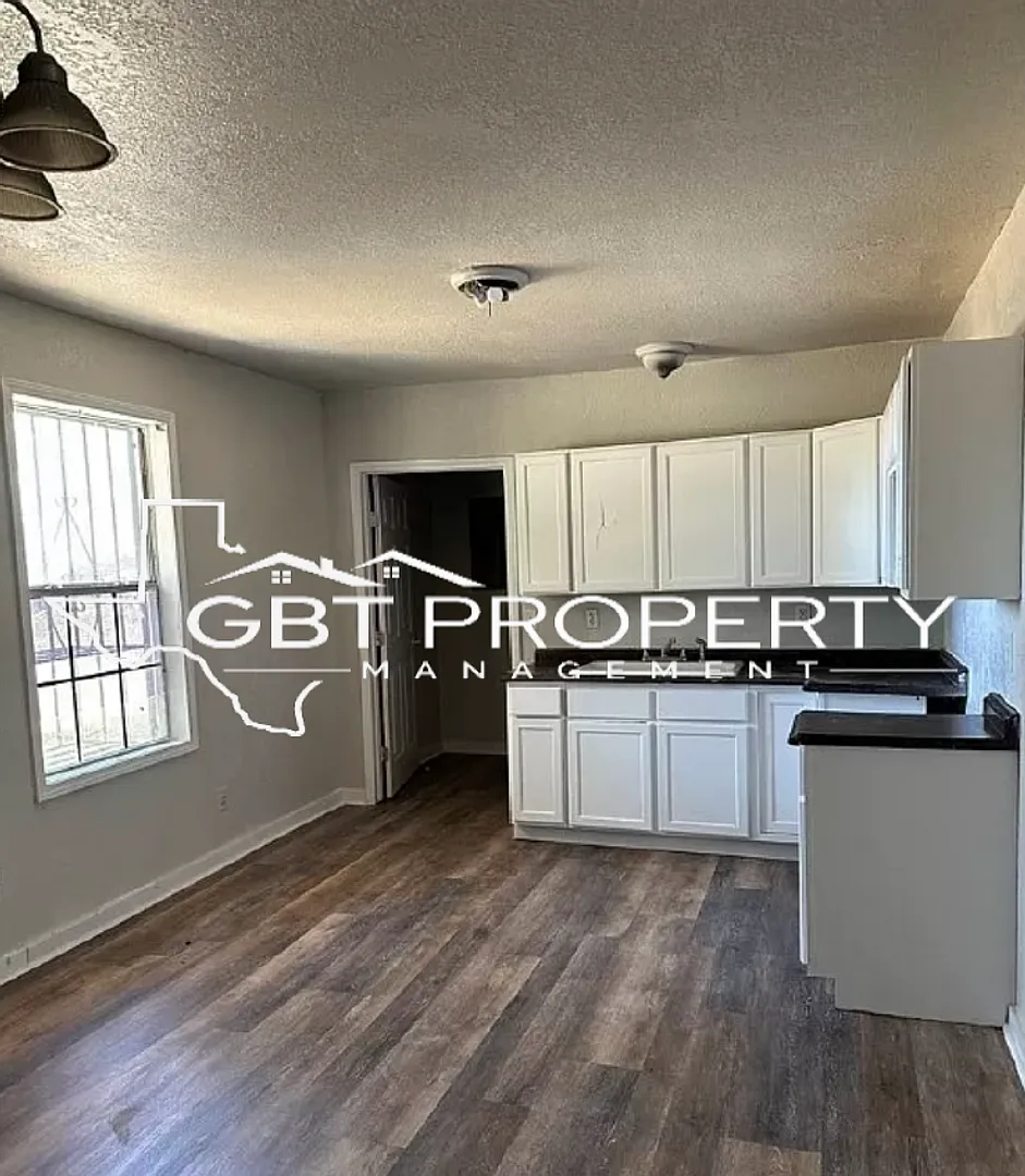 3 Bedroom 2 Bath — Photo 1