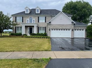 2892 McLellan Blvd, Yorkville, IL 60560