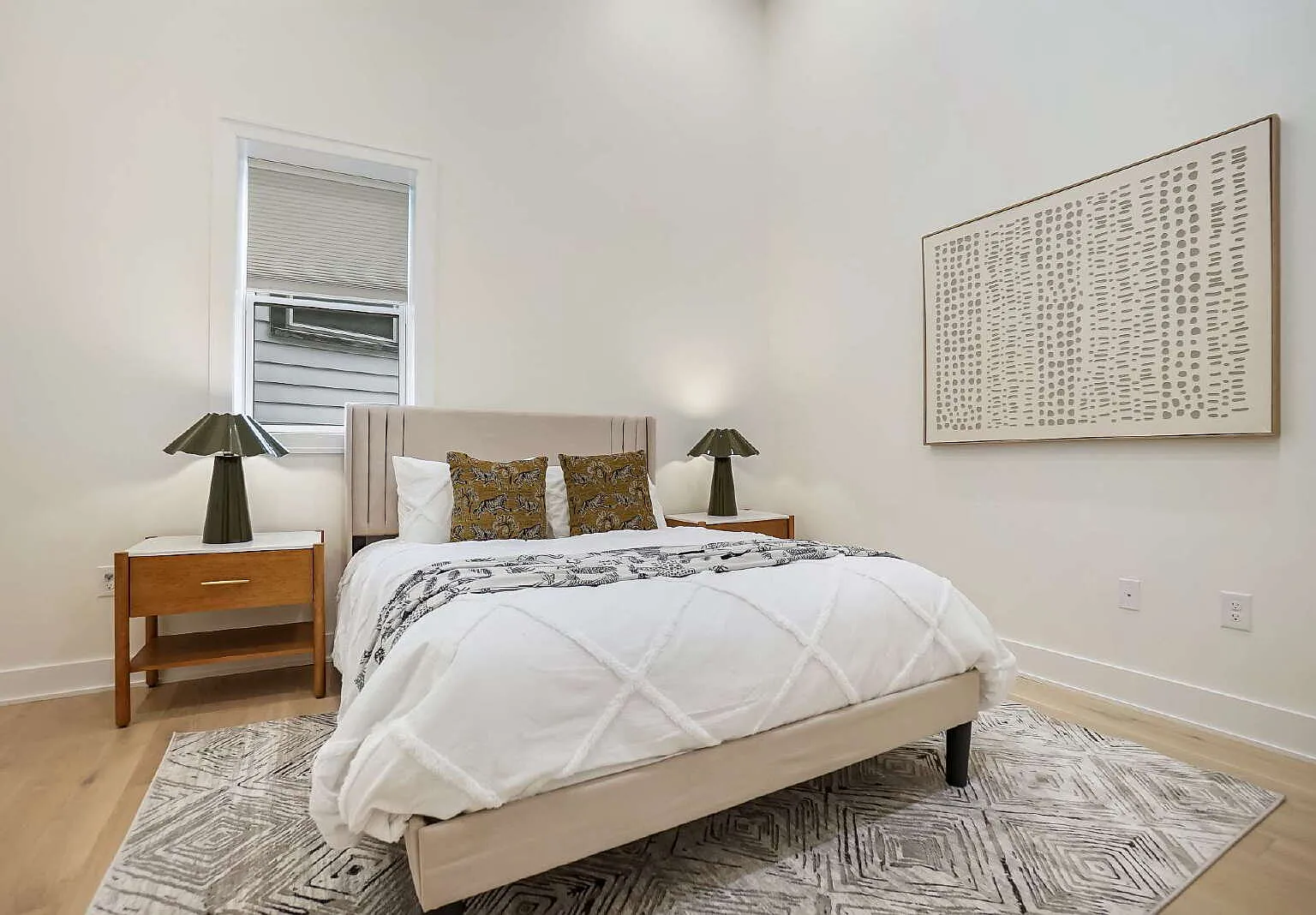 34 Salem St — Photo 3