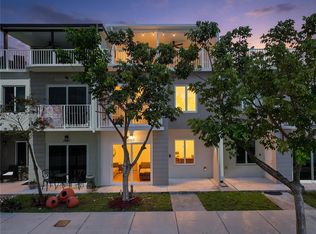 Paradise One, Homestead, FL 33032