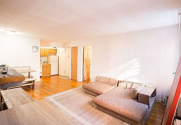 2nd image of 325 E 14th St #1