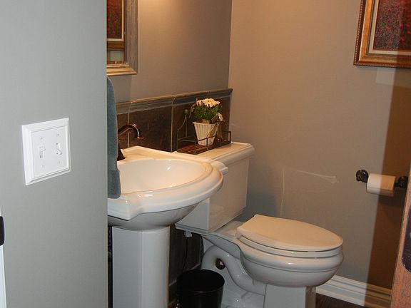 5th image of 8230 Lost Pines Dr