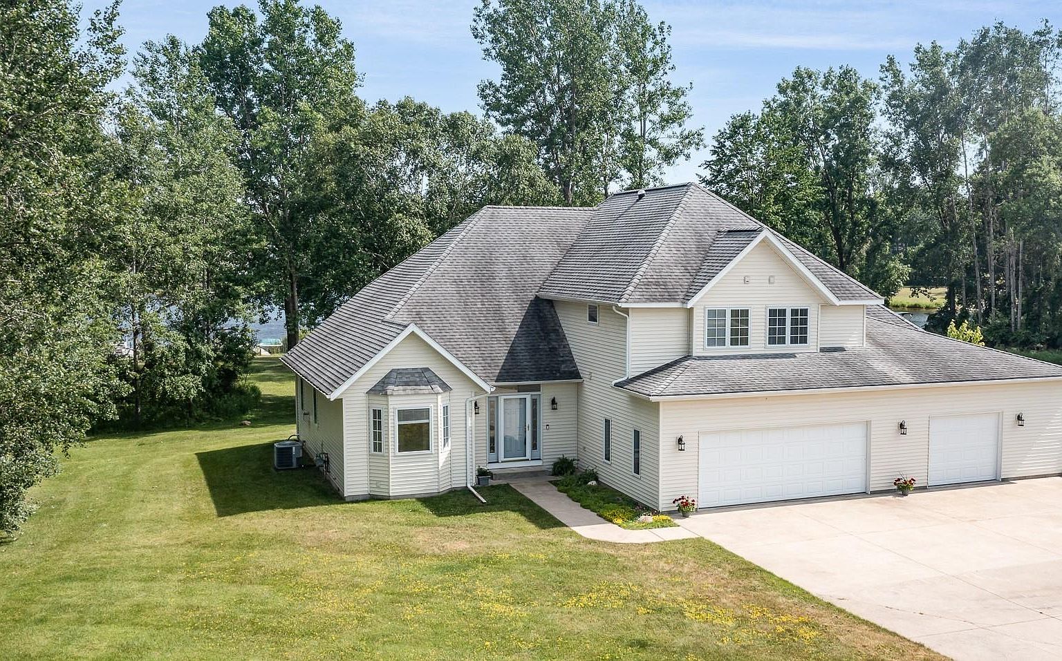 1028 Isabella Vista Dr, Lake Isabella, MI 48893 Zillow