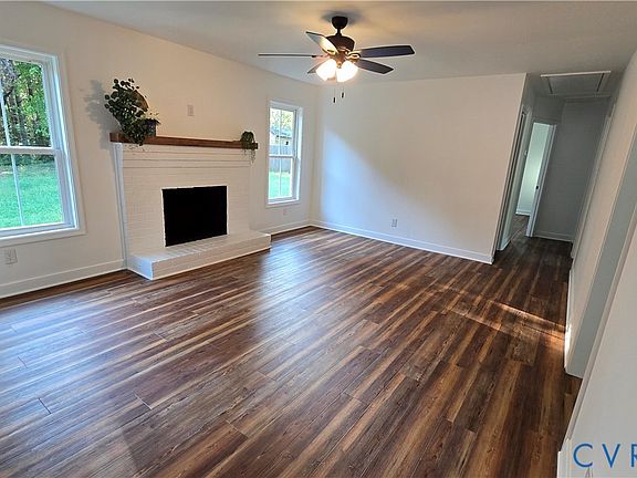 4th image of 7377 Colts Neck Rd