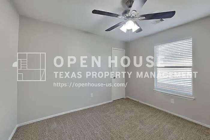 4102 Sand Ripple Ln — Photo 14
