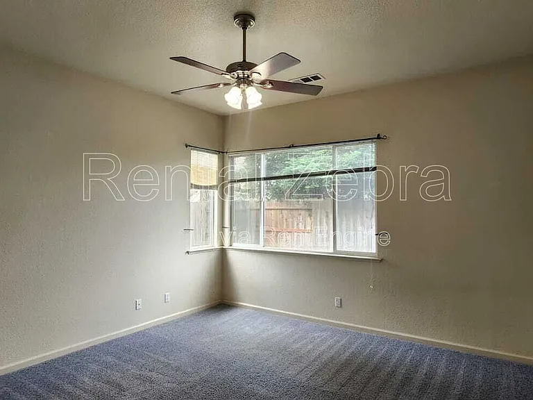 3795 Swan Ave — Photo 11