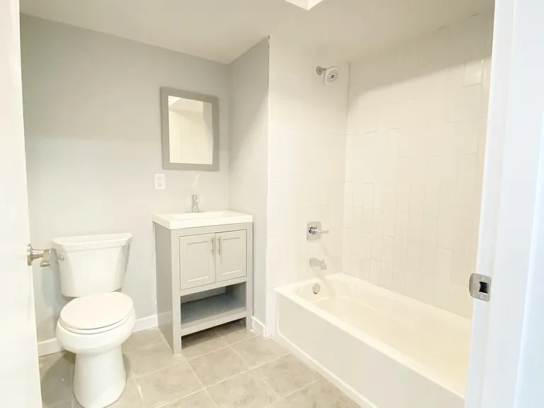 96 16th Ave #505 — Photo 6