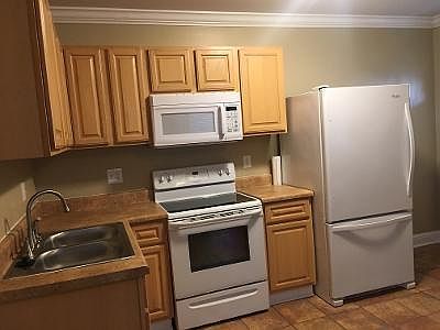 5th image of 4906 Chaney St