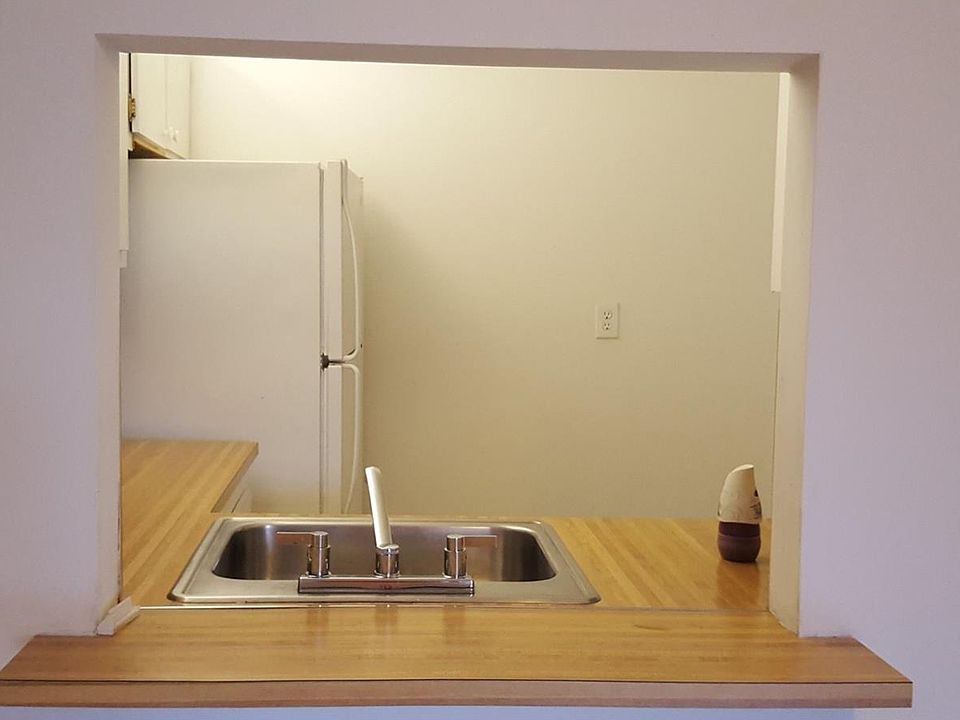 1st image of 16751 NE 9th Ave APT 210