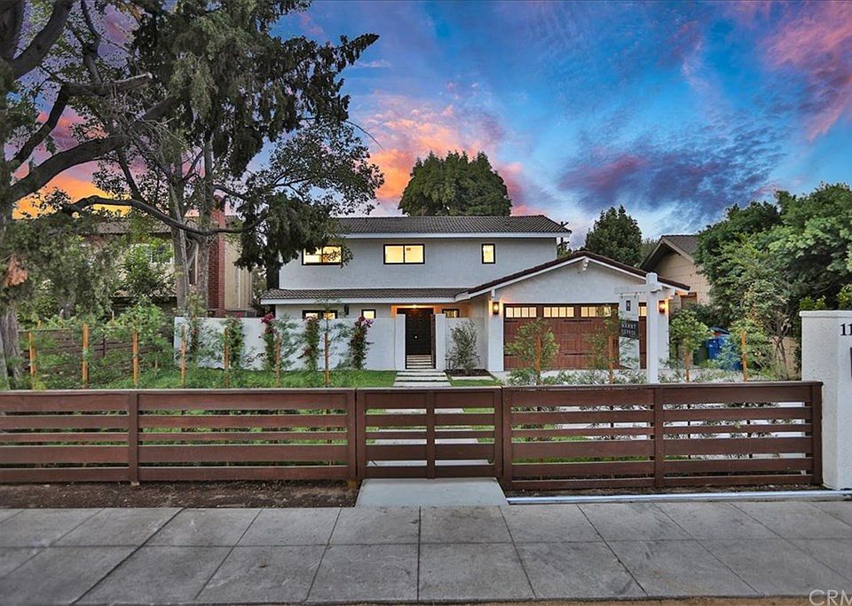 1st image of 11647 La Maida St