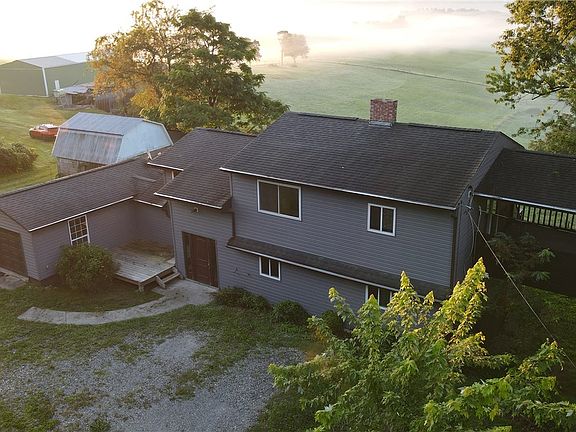 2nd image of 340 Fords Hill Rd