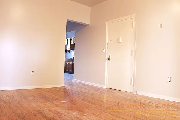 Rented by aptsandlofts.com | media 6