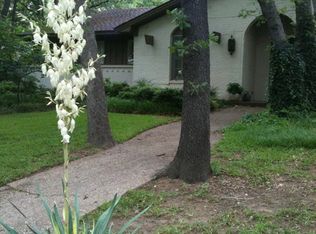 901 Ridgecrest Cir, Denton, TX 76205