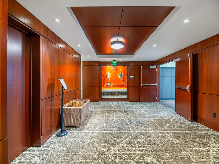 500 106th Ave NE #1013 — Photo 33