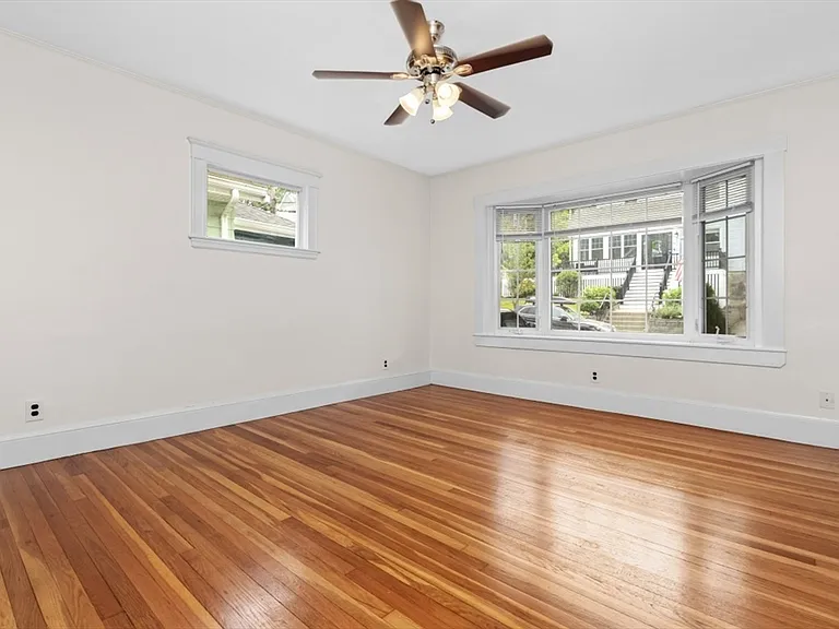 44 Hillsdale St #1 — Photo 5