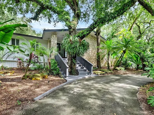 6565 SW 134th Dr, Pinecrest, FL 33156