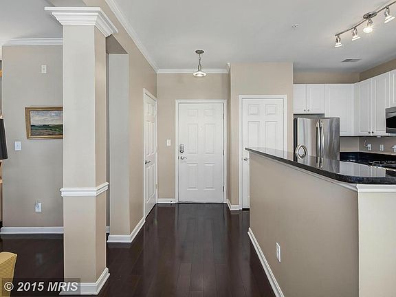 2nd image of 2665 Manhattan Pl Unit 2/311