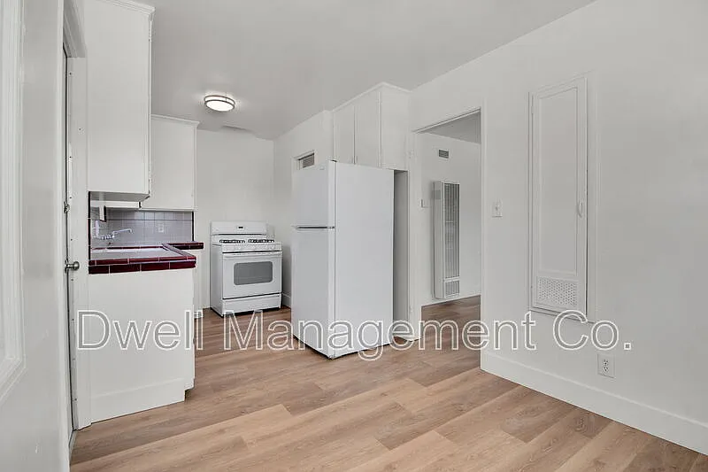 1 bed, 1.0 bath, 640 sqft, $1,699 — Photo 3