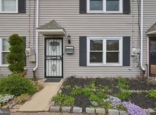 6675 Musgrave St, Philadelphia, PA 19119