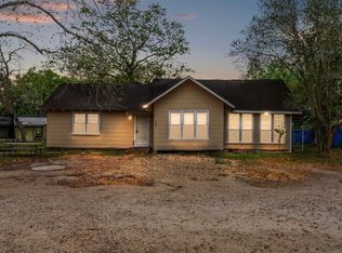 2409 13th St, Bay City, TX 77414