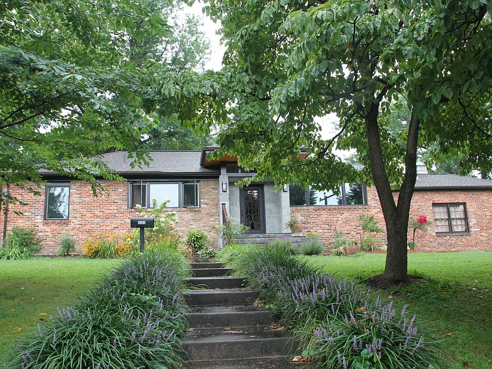 Entrance from Stanton Drive