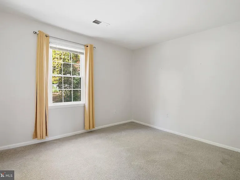 9369 Tovito Dr — Photo 22