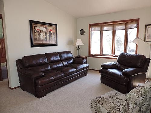 3rd image of 2214 Imperial Ln