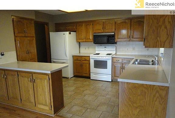 2nd image of 4927 S Coachman Dr