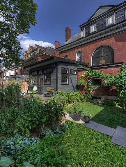 150 Stratford Ave — Photo 30
