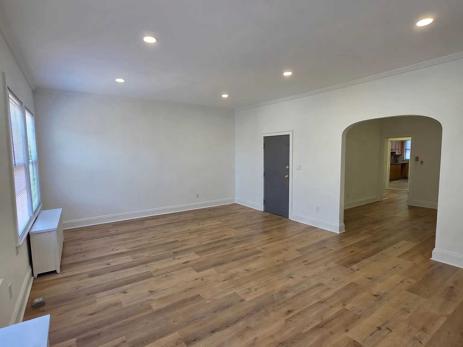 3 bed, $2,950 — Photo 1