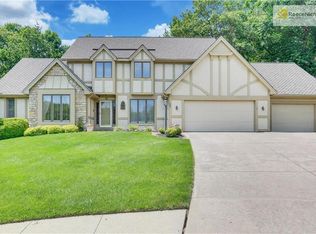 506 NW Briarcliff Pkwy, Kansas City, MO 64116