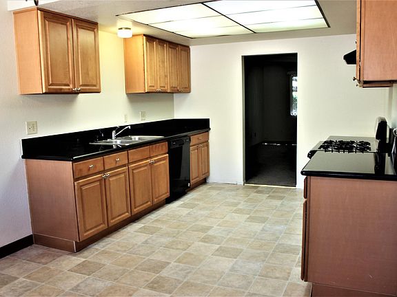 2nd image of 1330 N San Gabriel Ave