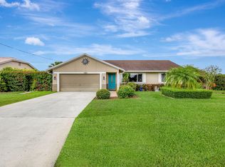 5521 NW 77th Ct, Pompano Beach, FL 33073