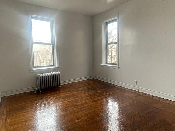 3rd image of 3521 Dekalb Ave Floor 5