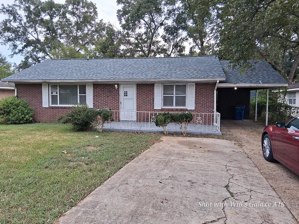 528 Elam St
