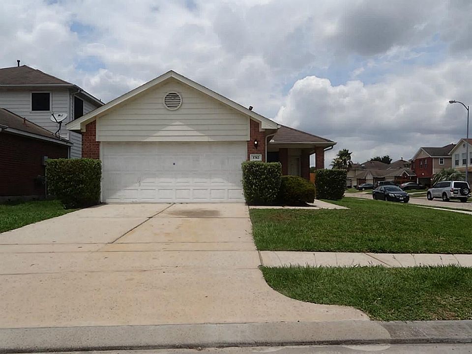 1st image of 3702 Gardenia Bend Dr