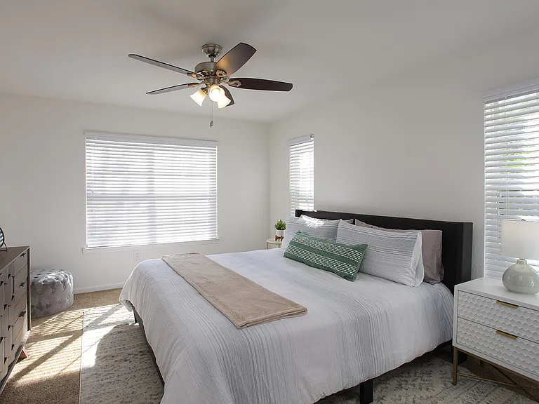 Cypress Grand — Photo 28