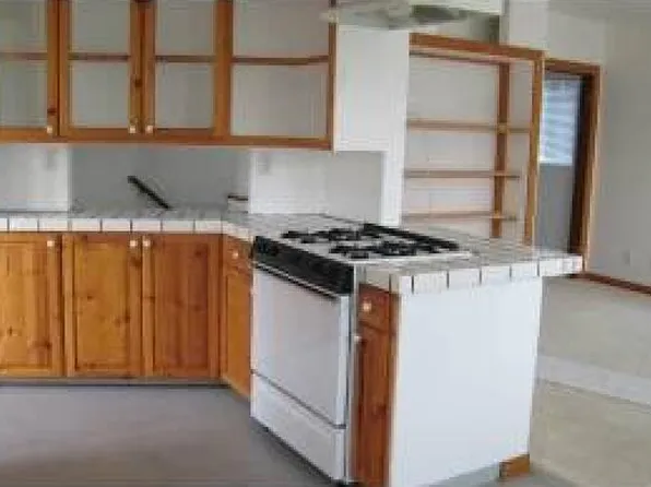 462 W 39th St, San Pedro, CA 90731