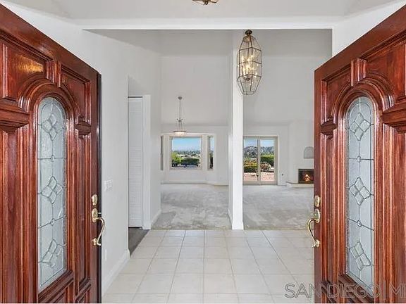 5th image of 12558 Avenida Tineo