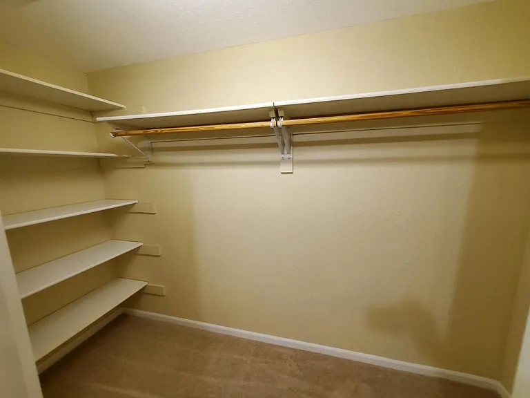 5330 Godas Cir — Photo 13