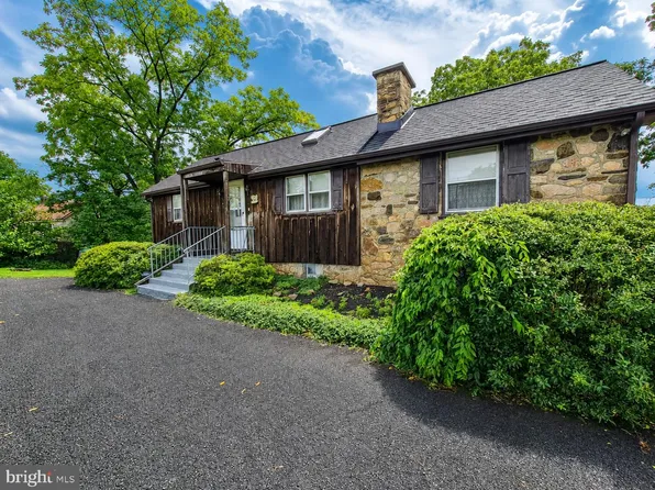 10 W Butler Ave, New Britain, PA 18901