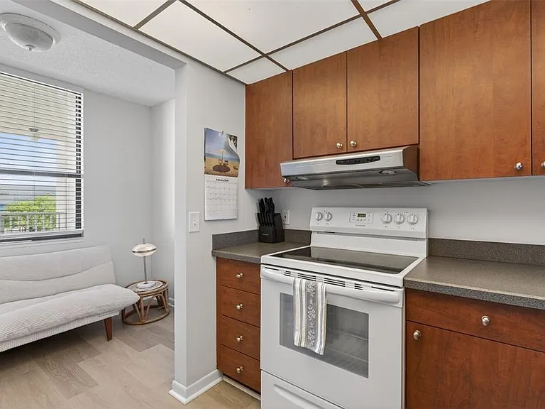 300 Woodette Dr #404B — Photo 18