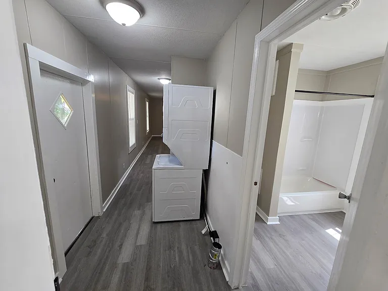 2812 Desert St — Photo 11