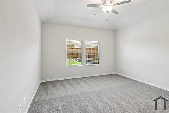 701 Easthill Dr — Photo 12