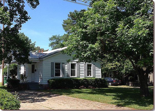 1st image of 862 Marietta Dr