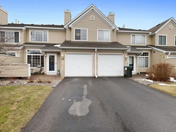 2255 Ranchview Ln N Unit 16, Plymouth, MN 55447