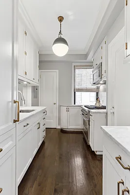 Sold by Douglas Elliman | media 4