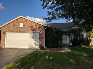 10 Picnic Ct, Bolingbrook, IL 60490