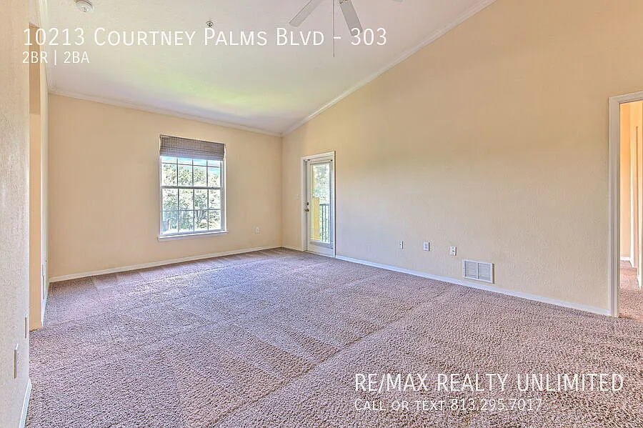 10213 Courtney Palms Blvd #303 Tampa, FL 33619 — Photo 3